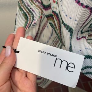 Issey Miyake scarf new with tags